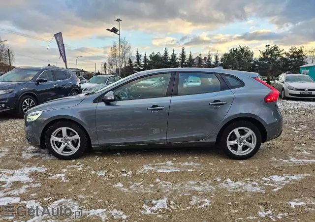 VOLVO V40 D2 Drive-E Dynamic Edition