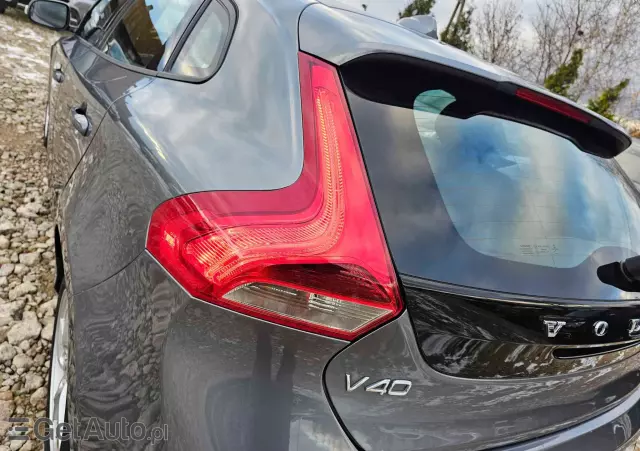 VOLVO V40 D2 Drive-E Dynamic Edition