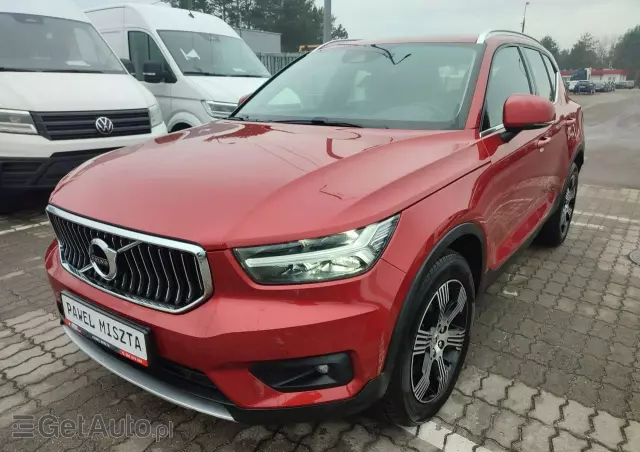 VOLVO XC 40 