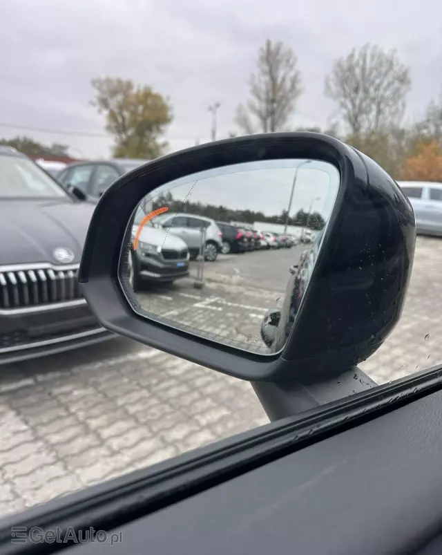 VOLVO XC 40 B4 B Momentum Pro