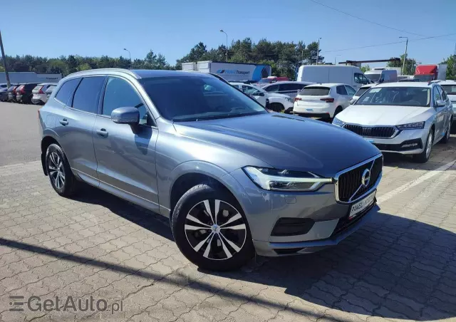 VOLVO XC 60 T5 AWD Geartronic Momentum