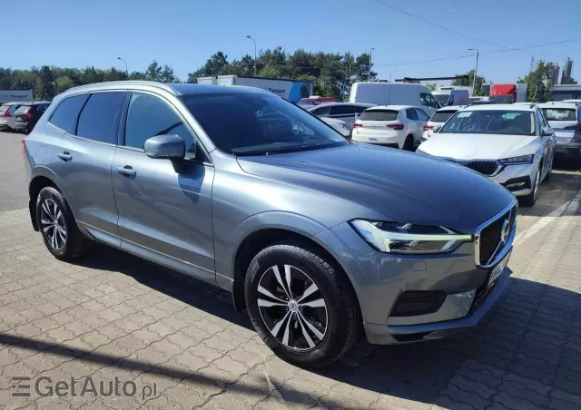 VOLVO XC 60 T5 AWD Geartronic Momentum