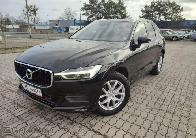 VOLVO XC 60 T4 Momentum