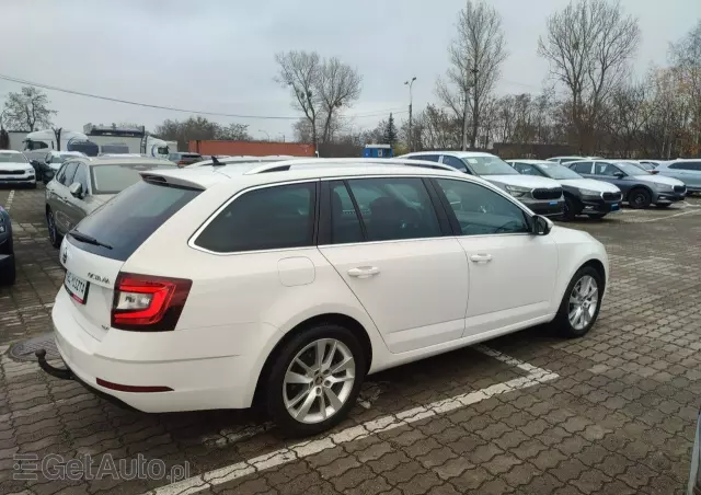 SKODA Octavia 2.0 TDI 4x4 DSG Style