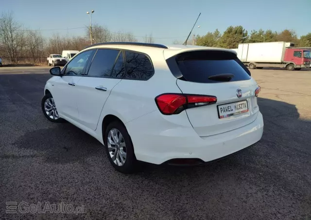 FIAT Tipo 1.6 E-Torq 16v Lounge