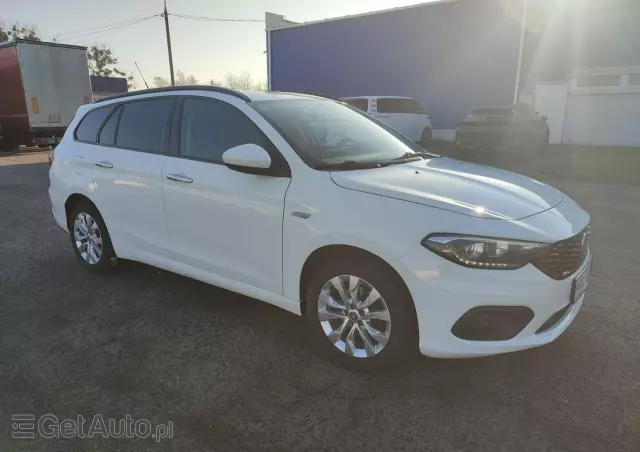 FIAT Tipo 1.6 E-Torq 16v Lounge