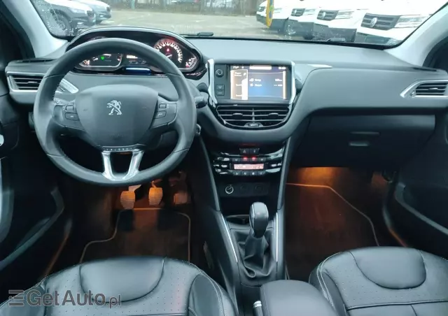 PEUGEOT 208 1.6 VTi Allure