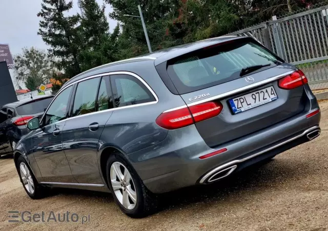 MERCEDES-BENZ Klasa E 220 d T 9G-TRONIC Exclusive