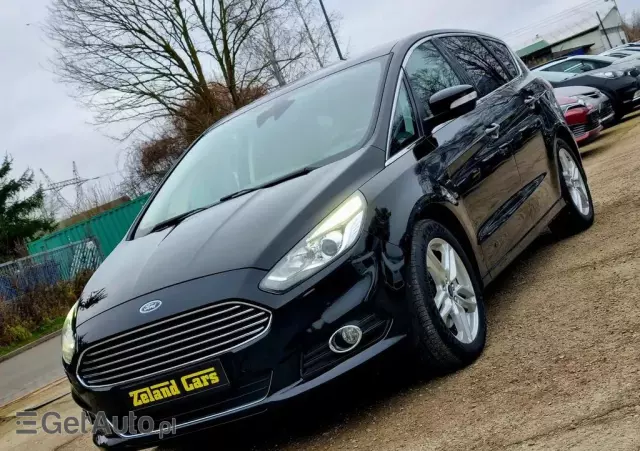 FORD S-Max 2.0 EcoBoost Titanium