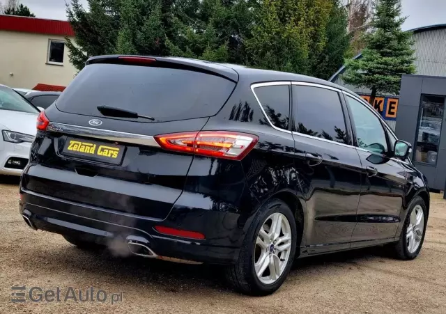 FORD S-Max 2.0 EcoBoost Titanium