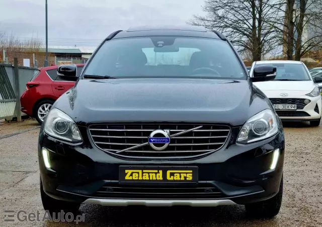 VOLVO XC 60 D4 Drive-E Momentum