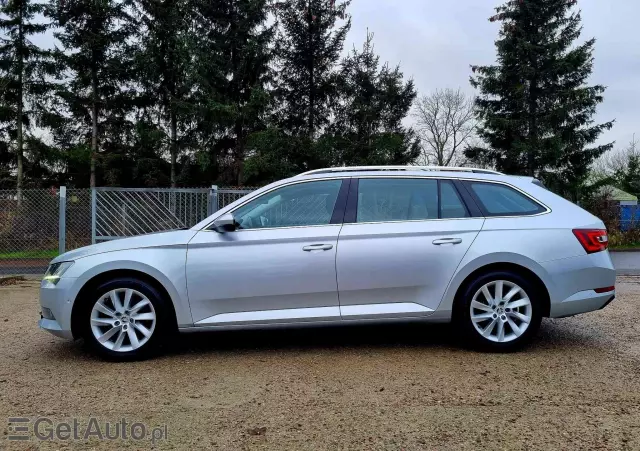 SKODA Superb 2.0 TDI DSG Style