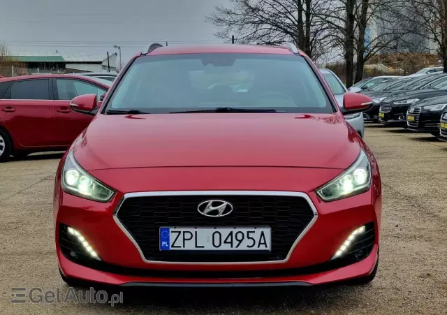 HYUNDAI I30 Fastback 1.6 CRDI Premium DCT