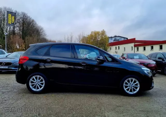 BMW Seria 2 220d Active Tourer