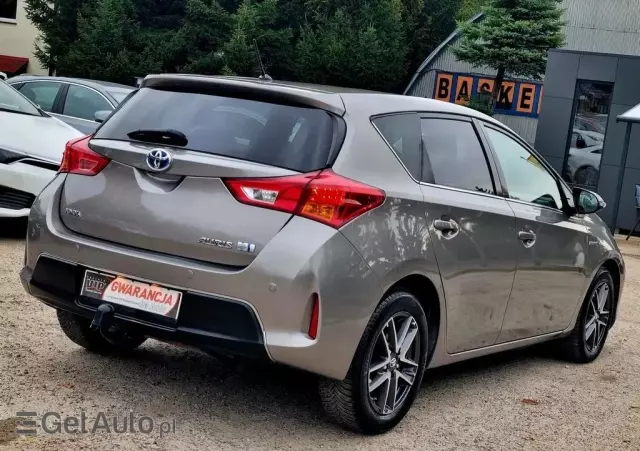 TOYOTA Auris 1.8 VVT-i Hybrid Automatik Comfort