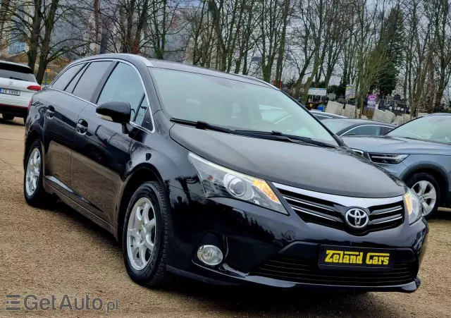 TOYOTA Avensis 1.8 Premium