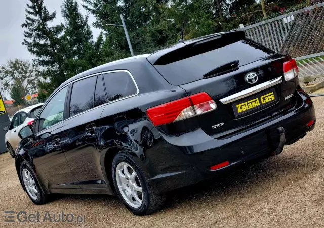 TOYOTA Avensis 1.8 Premium