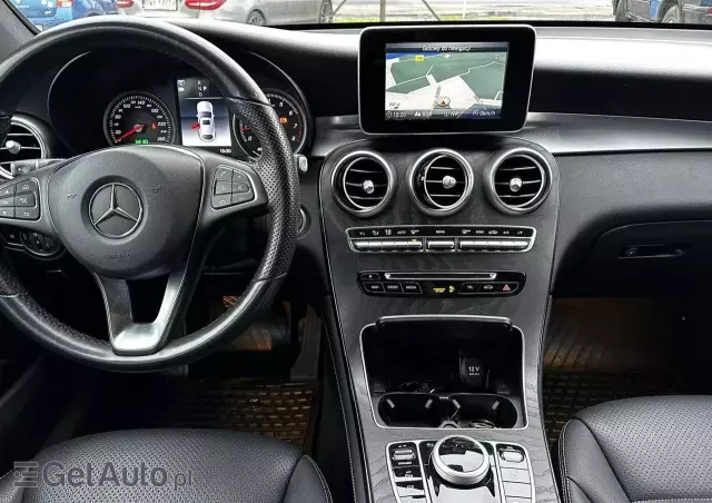 MERCEDES-BENZ GLC 