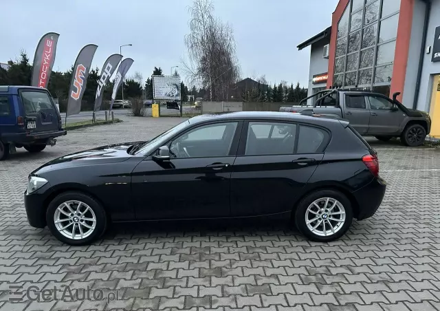 BMW Seria 1 118d Sport Line