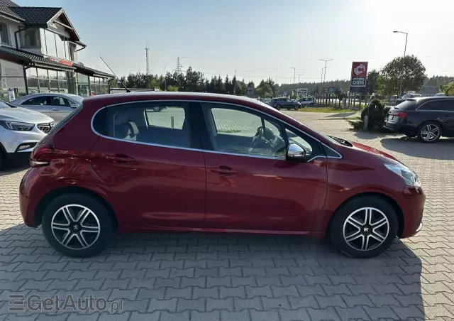 PEUGEOT 208 1.2 VTi Allure