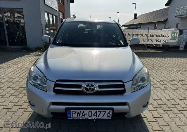 TOYOTA RAV4 