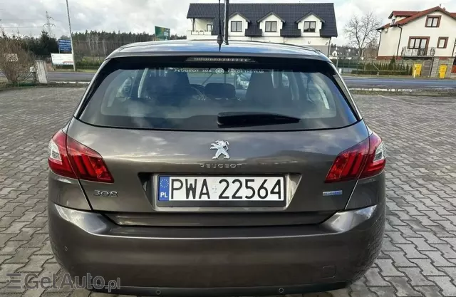 PEUGEOT 308 