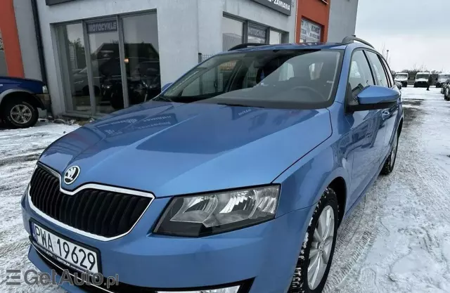 SKODA Octavia 