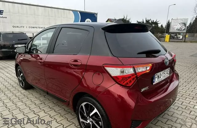 TOYOTA Yaris 1.5 (110 KM) Ethanol CVT