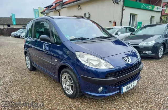 PEUGEOT 1007 