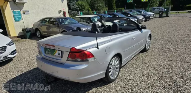 VOLVO C70 