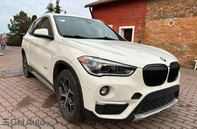 BMW X1 25i (231 KM) xDrive Steptronic