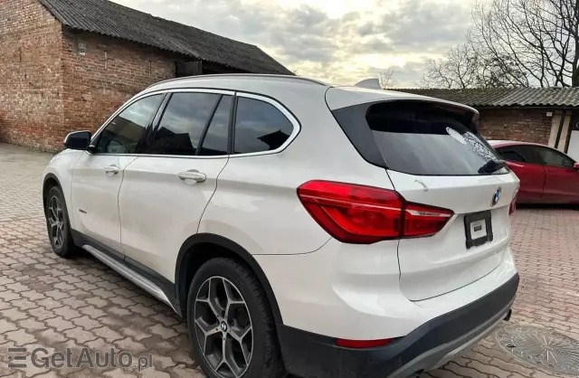 BMW X1 25i (231 KM) xDrive Steptronic