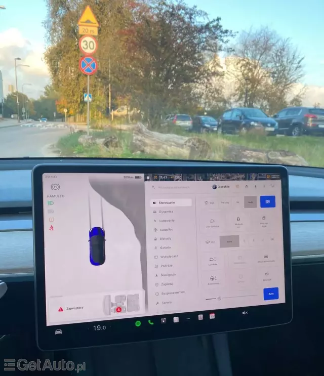 TESLA Model 3 Long Range 82 kWh (441 KM) AWD