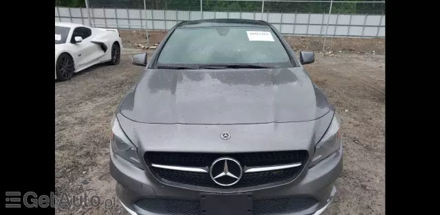 MERCEDES-BENZ CLA CLA 250 (211 KM)