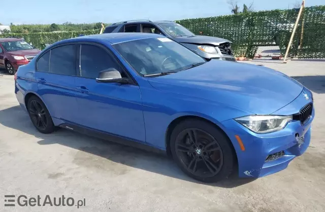 BMW Seria 3 320i (184 KM)