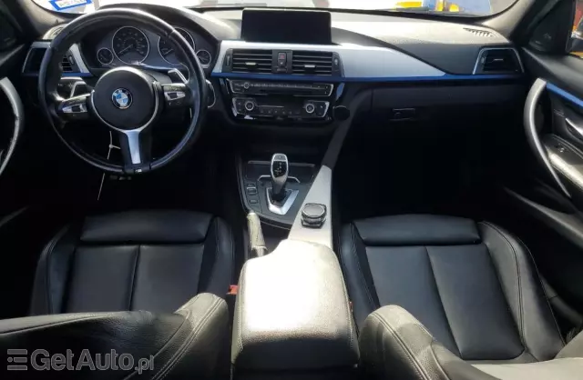 BMW Seria 3 320i (184 KM)