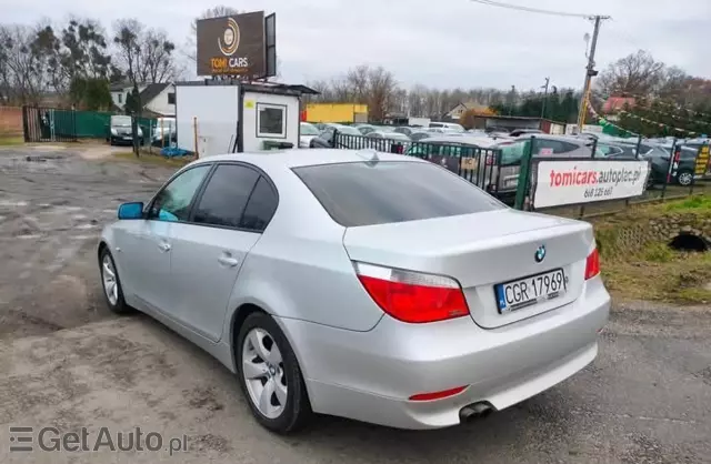 BMW Seria 5 520i (170 KM) Automatic