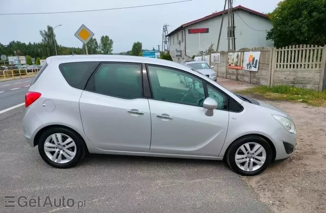 OPEL Meriva 1.7 DTS (130 KM)