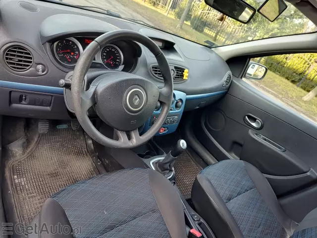 RENAULT Clio Dynamique 110