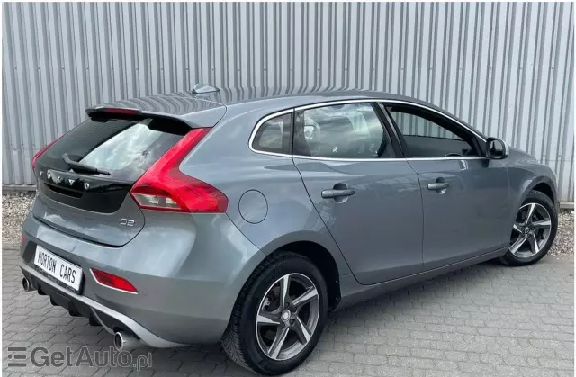 VOLVO V40 2.0 D2 (120 KM)