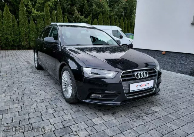 AUDI A4 