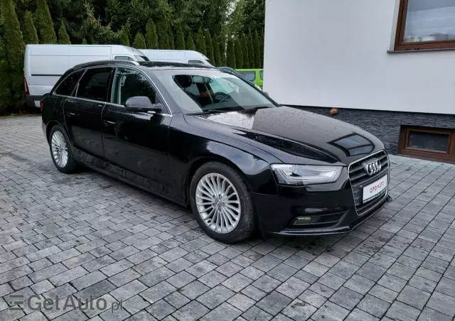 AUDI A4 