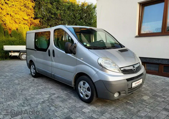 OPEL Vivaro 