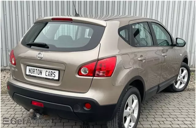 NISSAN Qashqai 2.0 (141 KM)