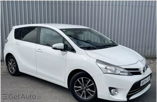 TOYOTA Verso 2.0 D-4D DPF (124 KM)