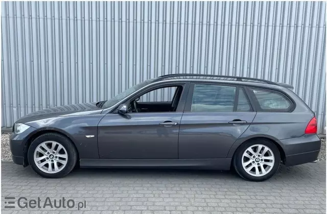 BMW Seria 3 318d (143 KM) Steptronic