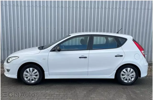 HYUNDAI I30 1.4 (109 KM)