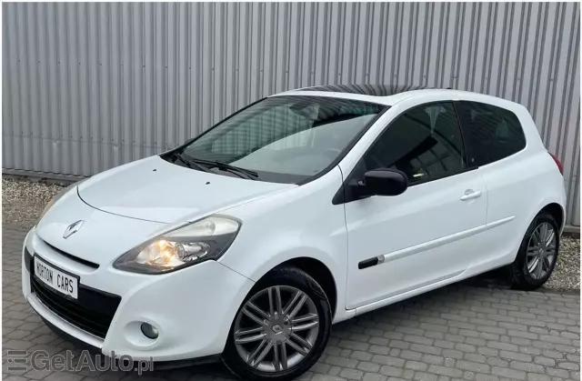 RENAULT Clio 1.2i 16V (75 KM)