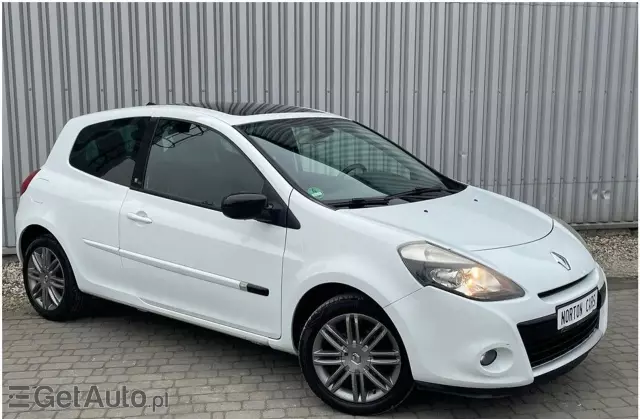 RENAULT Clio 1.2i 16V (75 KM)