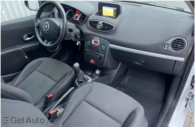 RENAULT Clio 1.2i 16V (75 KM)